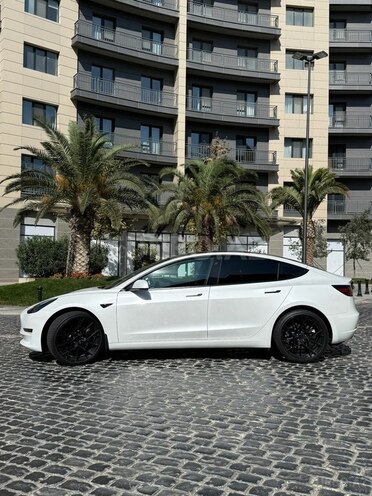 Tesla Model 3 2023, 26,000 km - 0.0 l - Bakı