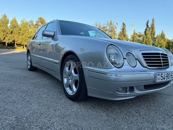 Mercedes E 320 2000, 284,035 km - 3.2 l - Sabirabad