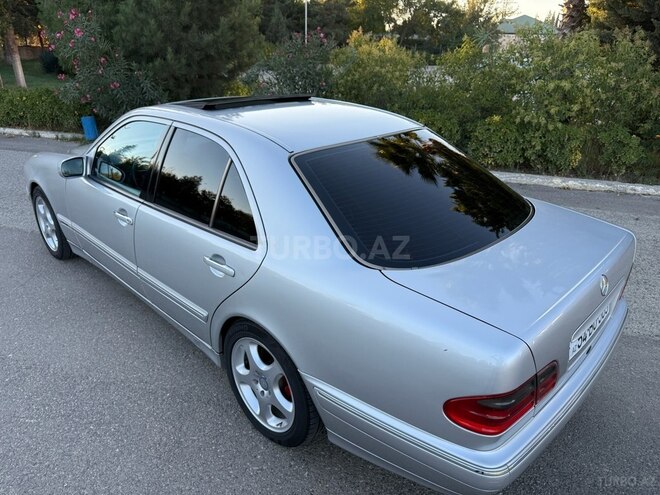 Mercedes E 320 2000, 284,035 km - 3.2 l - Sabirabad