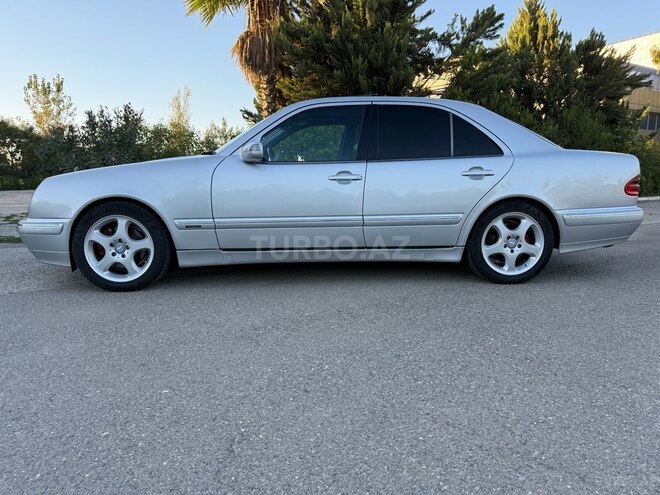 Mercedes E 320 2000, 284,035 km - 3.2 l - Sabirabad
