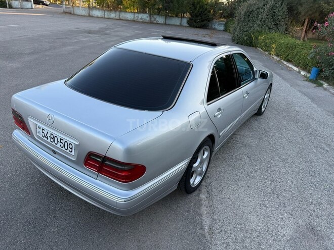 Mercedes E 320 2000, 284,035 km - 3.2 l - Sabirabad