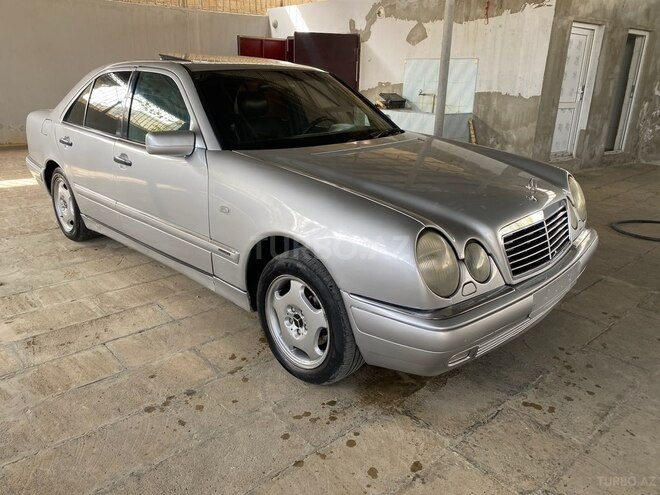 Mercedes E 230 1996, 980,563 km - 2.3 l - Bakı