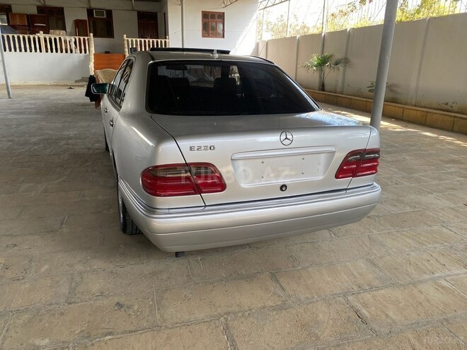 Mercedes E 230 1996, 980,563 km - 2.3 l - Bakı