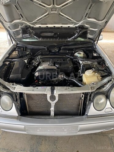 Mercedes E 230 1996, 980,563 km - 2.3 l - Bakı