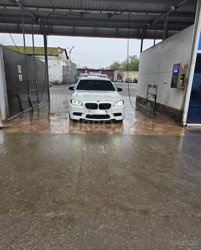 BMW 528 2014, 340,000 km - 2.0 l - Quba