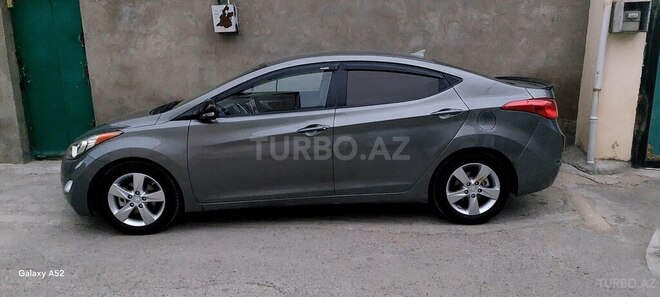 Hyundai Elantra 2013, 310,000 km - 1.8 l - Bakı