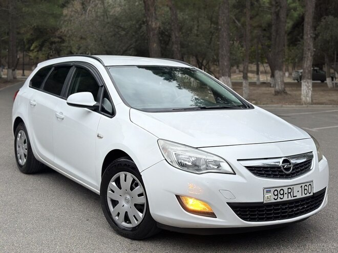 Opel Astra 2011, 270,000 km - 1.7 l - Sumqayıt