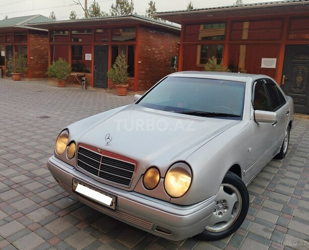 Mercedes E 220 1997, 213,318 km - 2.2 l - Şirvan