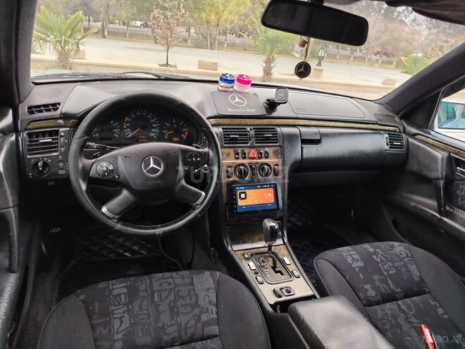 Mercedes E 220 1997, 213,318 km - 2.2 l - Şirvan