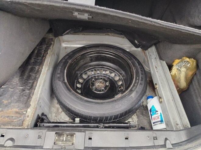 Mercedes E 220 1997, 213,318 km - 2.2 l - Şirvan