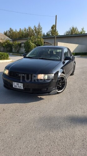 Audi A4-1