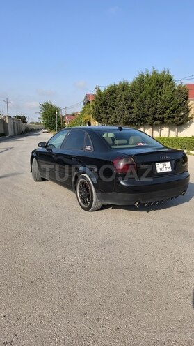 Audi A4-4