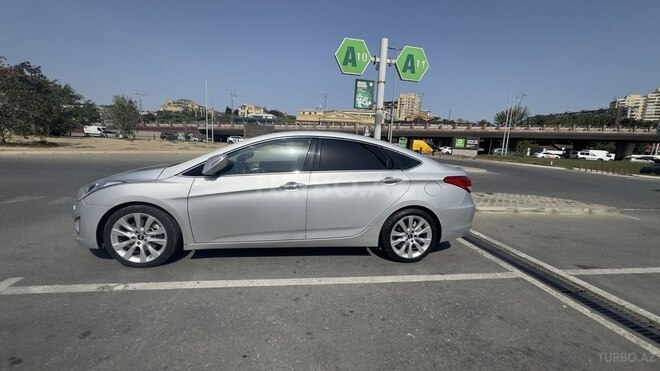 Hyundai i40 2013, 179,500 km - 2.0 l - Bakı