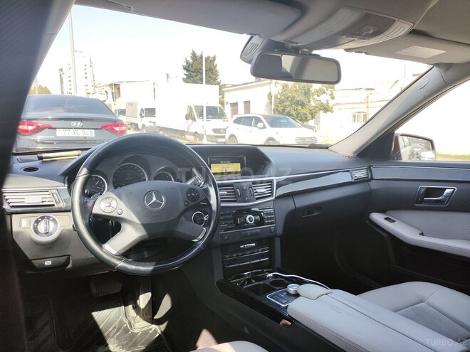 Mercedes E 350 4MATIC 2009, 288,500 km - 3.0 л - Bakı