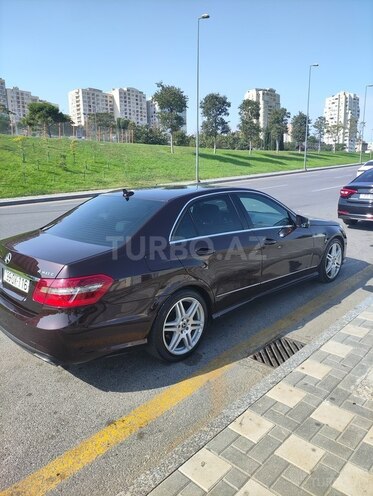 Mercedes E 350 4MATIC 2009, 288,500 km - 3.0 л - Bakı