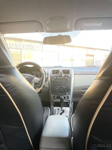 Toyota Corolla 2013, 288,960 km - 1.6 l - Bakı