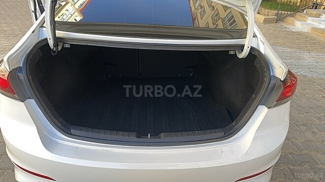 Hyundai Elantra 2016, 225,000 km - 2.0 l - Bakı