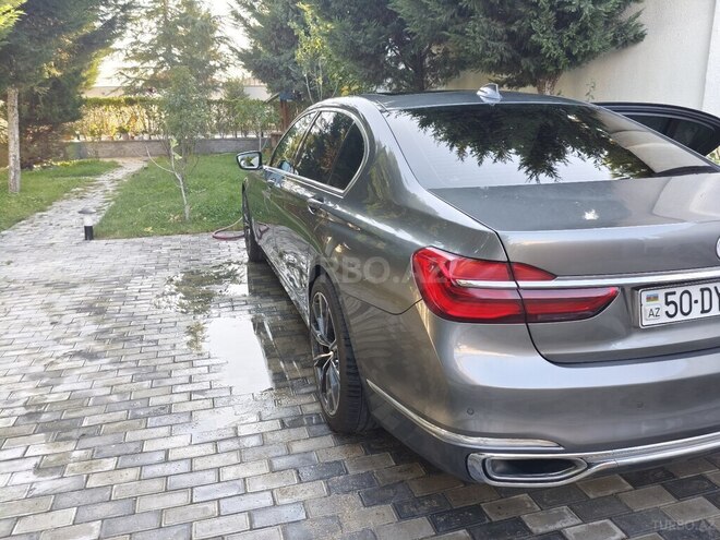 BMW 740 2017, 298,000 km - 3.0 l - Bakı