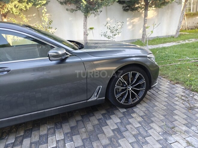 BMW 740 2017, 298,000 km - 3.0 l - Bakı