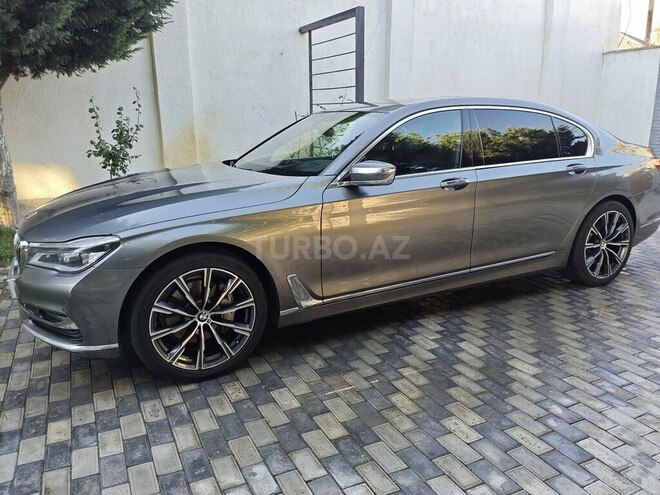 BMW 740 2017, 298,000 km - 3.0 l - Bakı