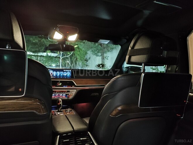 BMW 740 2017, 298,000 km - 3.0 l - Bakı