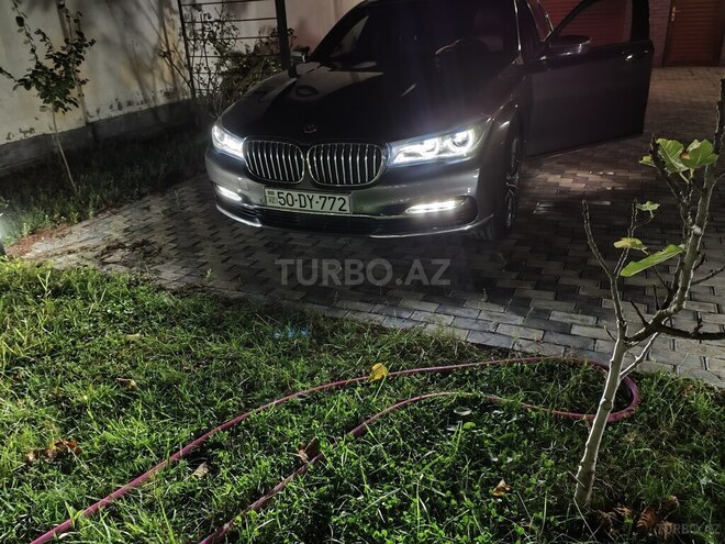 BMW 740 2017, 298,000 km - 3.0 l - Bakı
