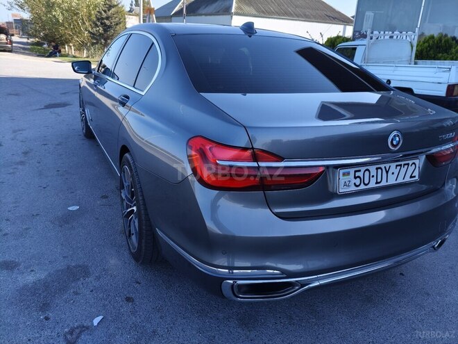 BMW 740 2017, 298,000 km - 3.0 l - Bakı