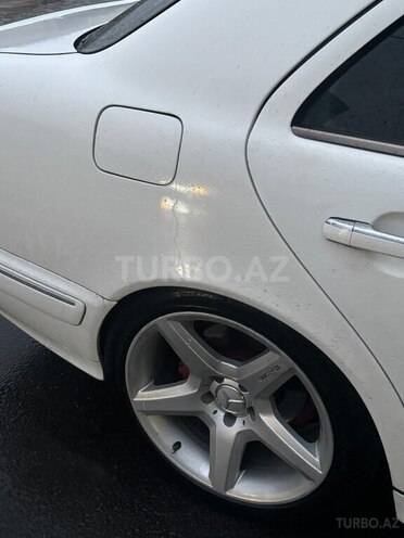 Mercedes E 320 2000, 235,000 km - 3.2 л - Sumqayıt