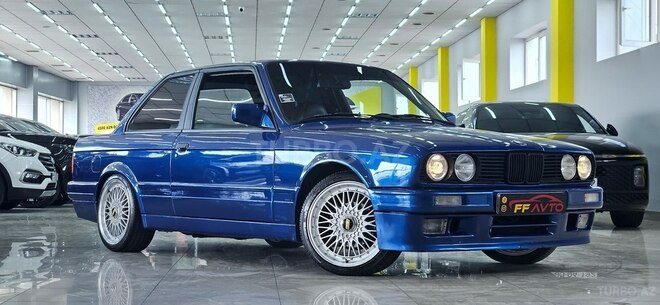 BMW 320-8