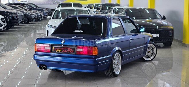 BMW 320-14