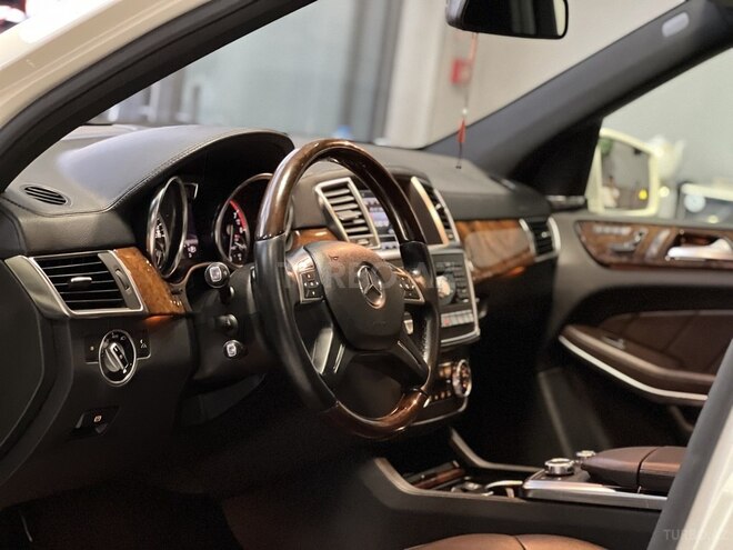 Mercedes GL 500 4MATIC 2014, 173,000 km - 4.7 л - Bakı