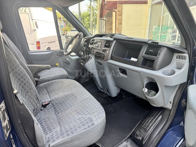 Ford Transit 2009, 296,000 km - 2.2 l - İsmayıllı