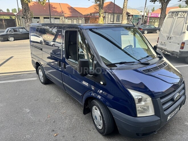 Ford Transit 2009, 296,000 km - 2.2 l - İsmayıllı