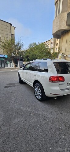 Volkswagen Touareg 2005, 205,000 km - 3.2 l - Bakı
