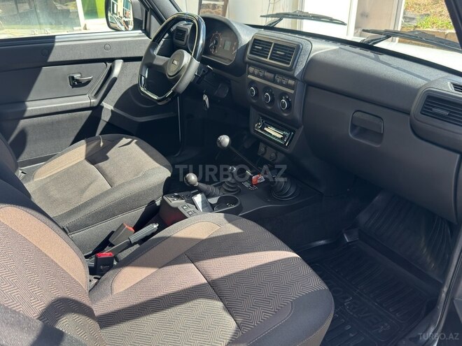 LADA (VAZ) Niva 2025, 6,011 km - 1.7 l - Gəncə