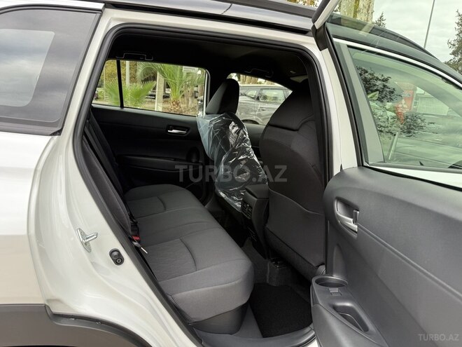 Toyota Corolla Cross-14