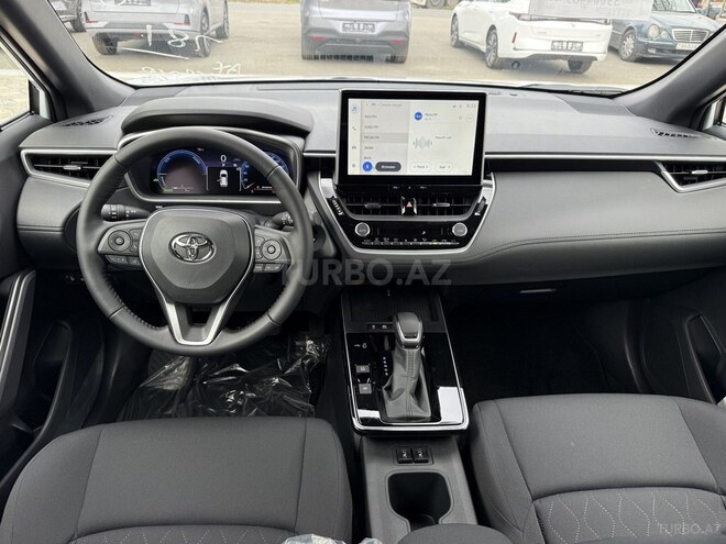Toyota Corolla Cross-12