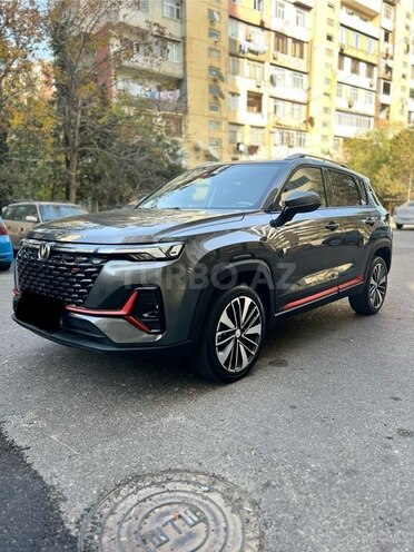 Changan CS 35 Plus 2023, 33,000 km - 1.4 л - Bakı
