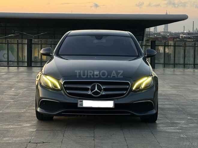 Mercedes E 300 2017, 260,000 km - 2.0 л - Bakı