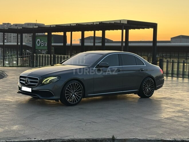 Mercedes E 300 2017, 260,000 km - 2.0 л - Bakı