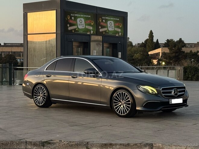Mercedes E 300 2017, 260,000 km - 2.0 л - Bakı