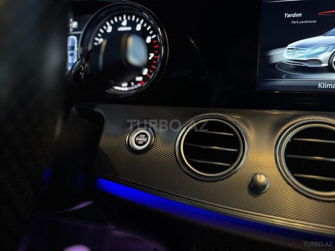 Mercedes E 300 2017, 260,000 km - 2.0 л - Bakı