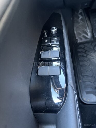 Toyota Camry 2024, 9,300 km - 2.0 l - Bakı