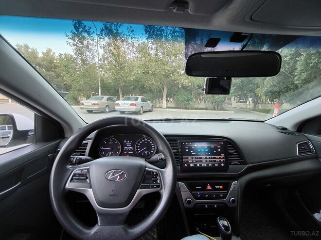 Hyundai Avante 2016, 160,000 km - 1.6 l - Bakı