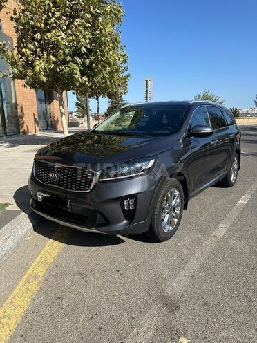 Kia Sorento-1