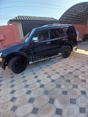 Mitsubishi Pajero 2008, 195,000 km - 3.0 л - Bakı
