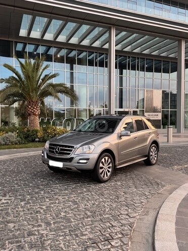 Mercedes ML 350 4MATIC 2010, 183,000 km - 3.5 л - Bakı