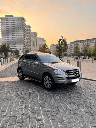 Mercedes ML 350 4MATIC 2010, 183,000 km - 3.5 л - Bakı