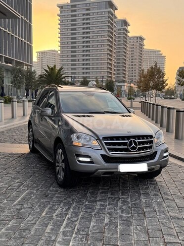 Mercedes ML 350 4MATIC 2010, 183,000 km - 3.5 л - Bakı