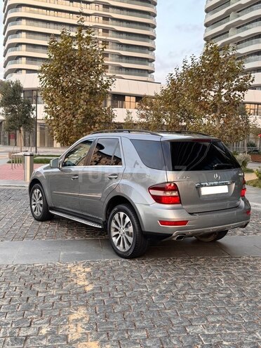 Mercedes ML 350 4MATIC 2010, 183,000 km - 3.5 л - Bakı